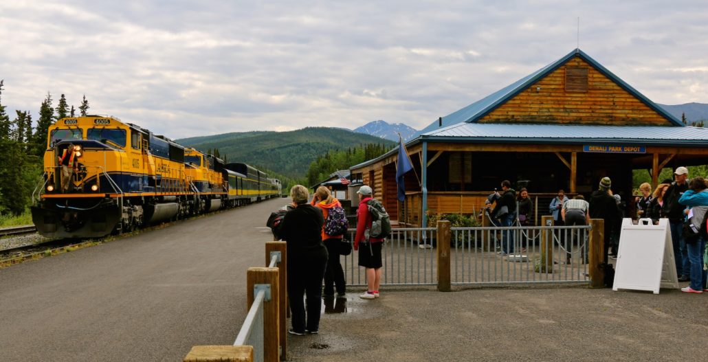 DENALI NATIONAL PARK, ALASKA - Our Home Has 6 Wheels